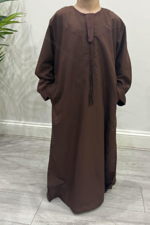 Boys Emirati Thobe - chocolate 1