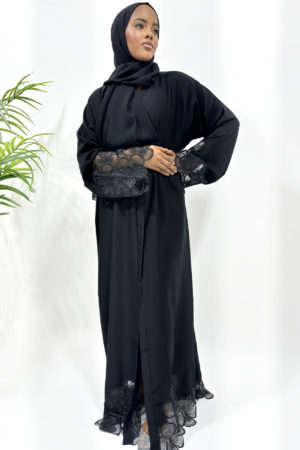 LUXURY OPEN BLACK ABAYA WITH LACE EMBELLISHMENT 1